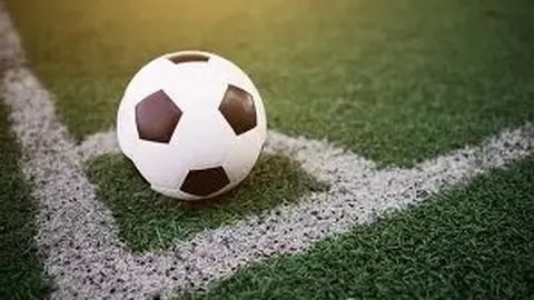 郭德纲次子登台送花体态丰满惹人爱，曾梦想探访南极奇观