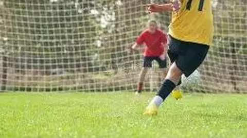 阿静足球解析：10月30日竞彩赛事分析及预测【今日足球前瞻】【胜平负及进球数预测】【竞彩方案】