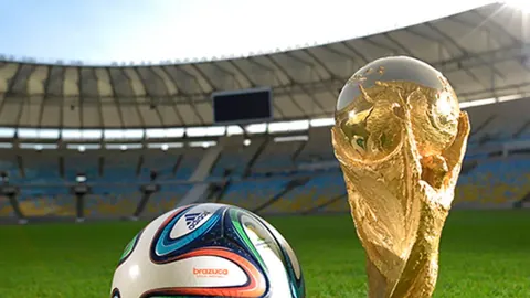 精彩对决！卡拉巴赫1-1战平阿贾克斯，杜兰神射破门，多尔贝格绝杀扳平比分！